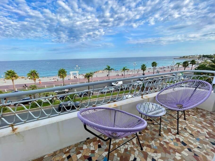 Beach Front, Superbe Appartement Pour 4 Personnes Nice Eksteriør billede