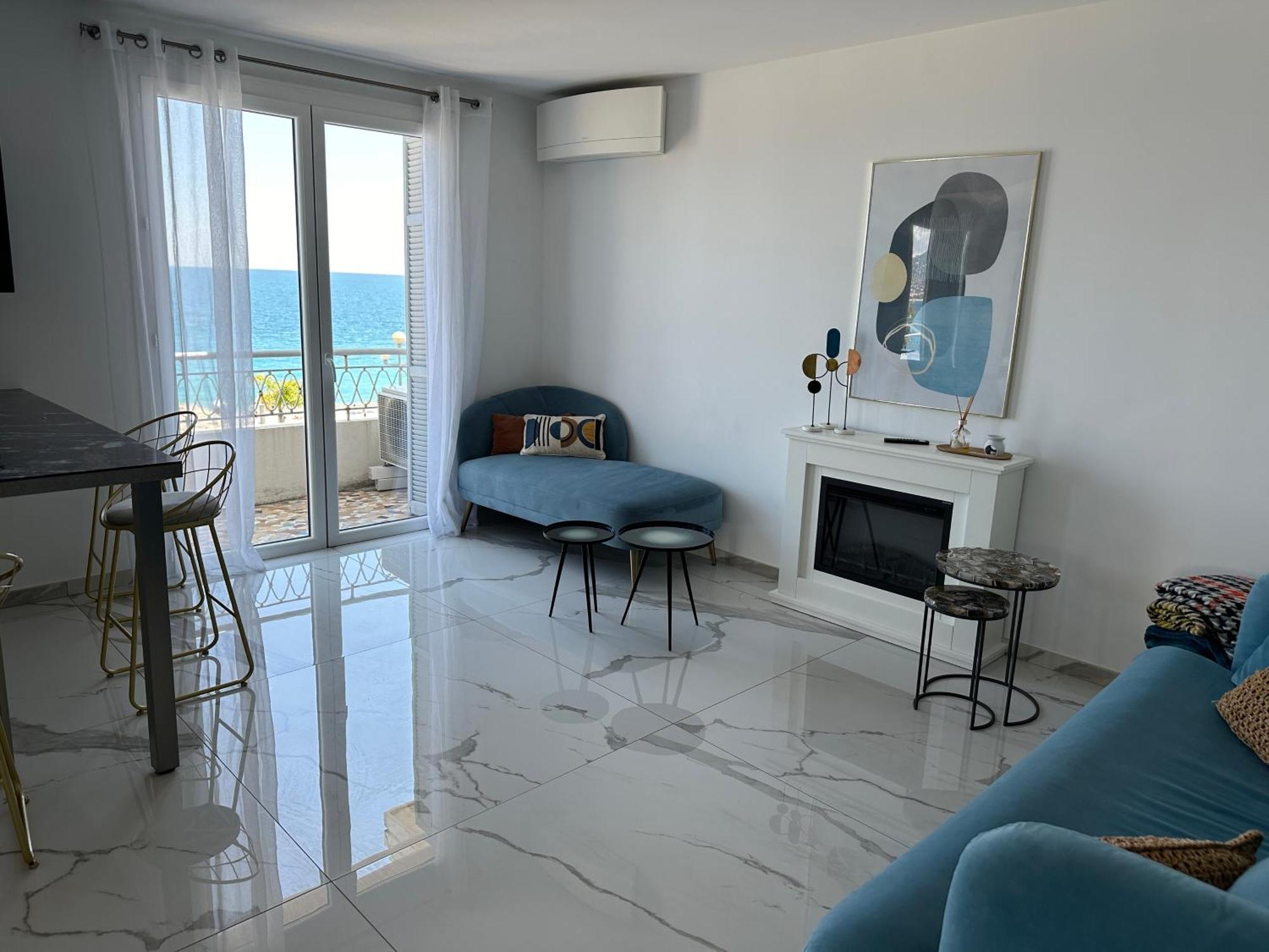 Beach Front, Superbe Appartement Pour 4 Personnes Nice Eksteriør billede